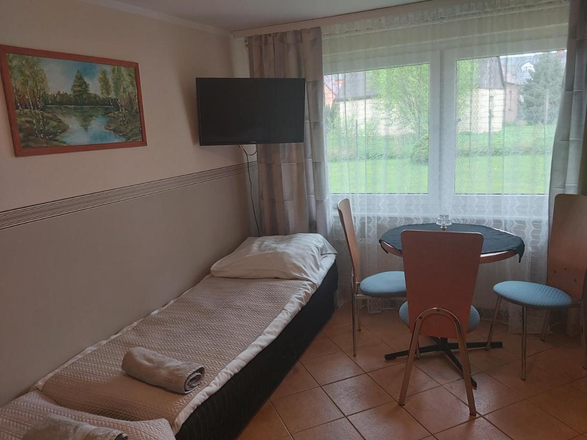 Pokoje Goscinne Anna Łeba Esterno foto