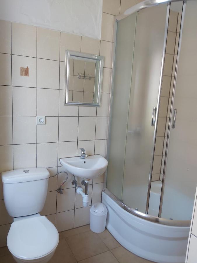 Pokoje Goscinne Anna Łeba Esterno foto