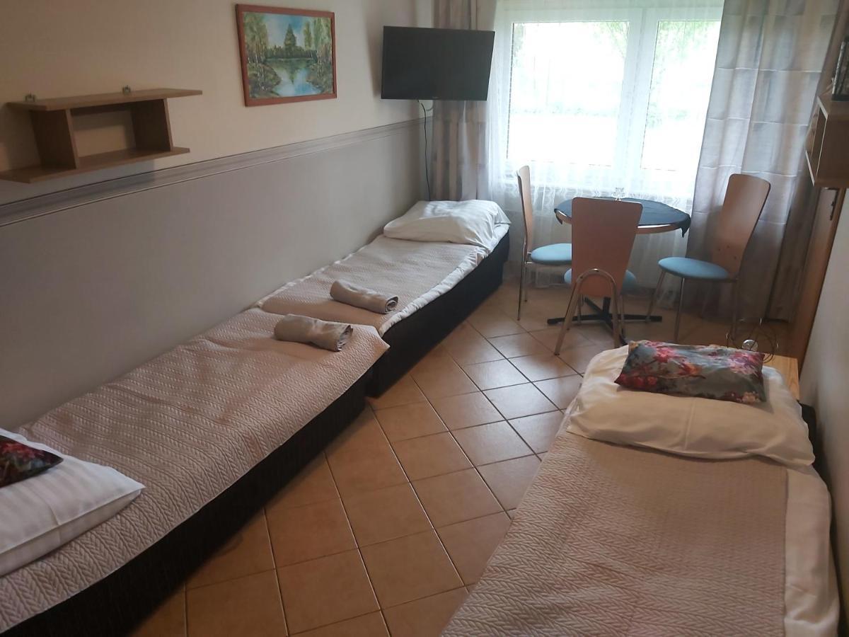Pokoje Goscinne Anna Łeba Esterno foto