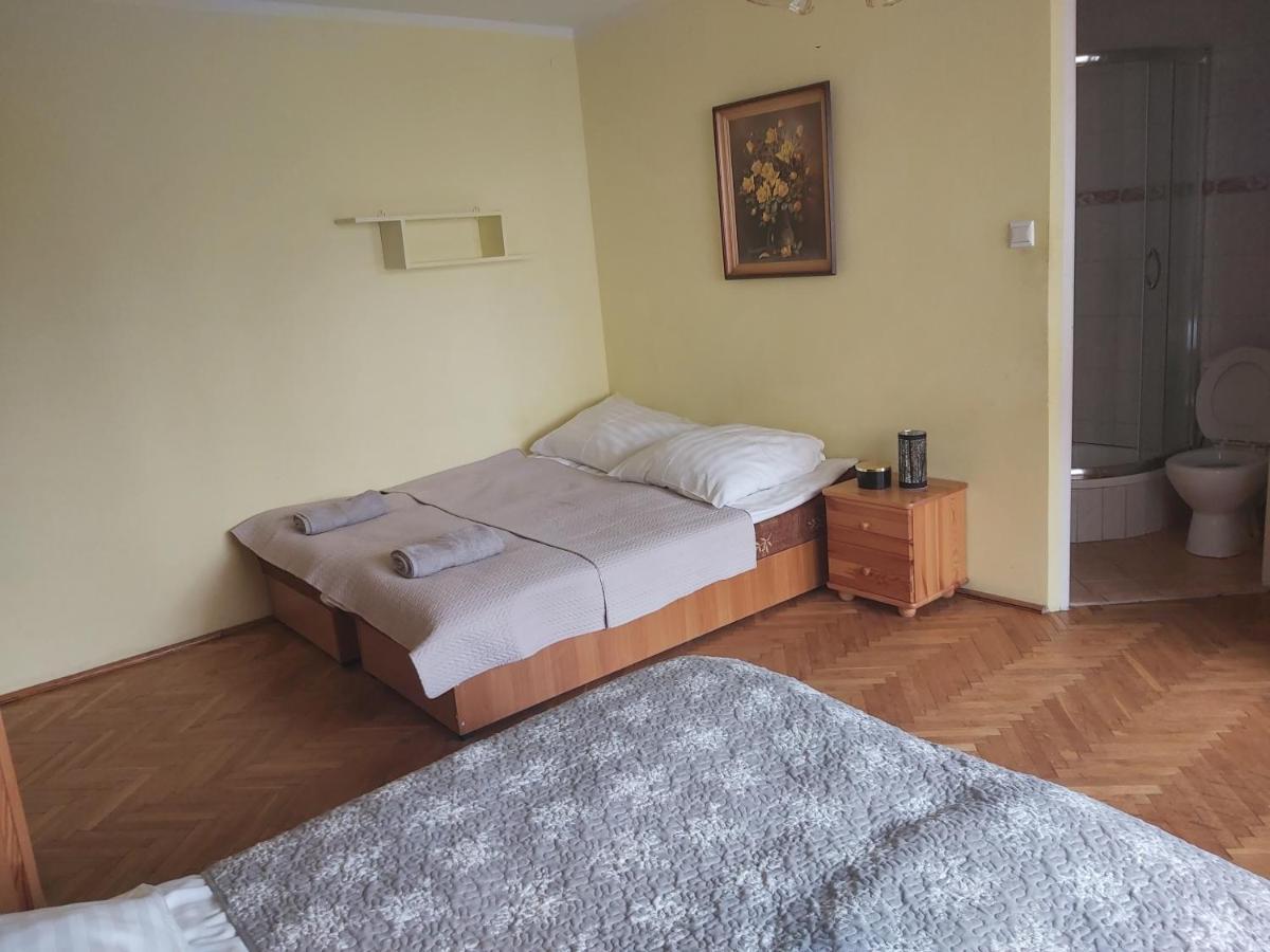 Pokoje Goscinne Anna Łeba Esterno foto