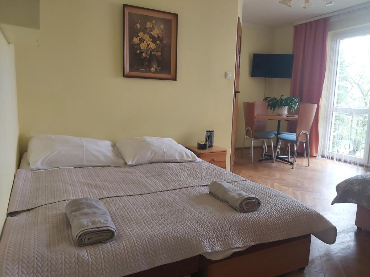 Pokoje Goscinne Anna Łeba Esterno foto